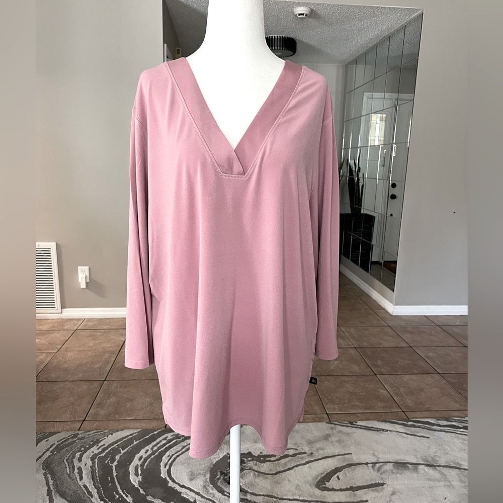 Banana Republic Woman’s 3/4 Sleeves V-neck Top Blouse